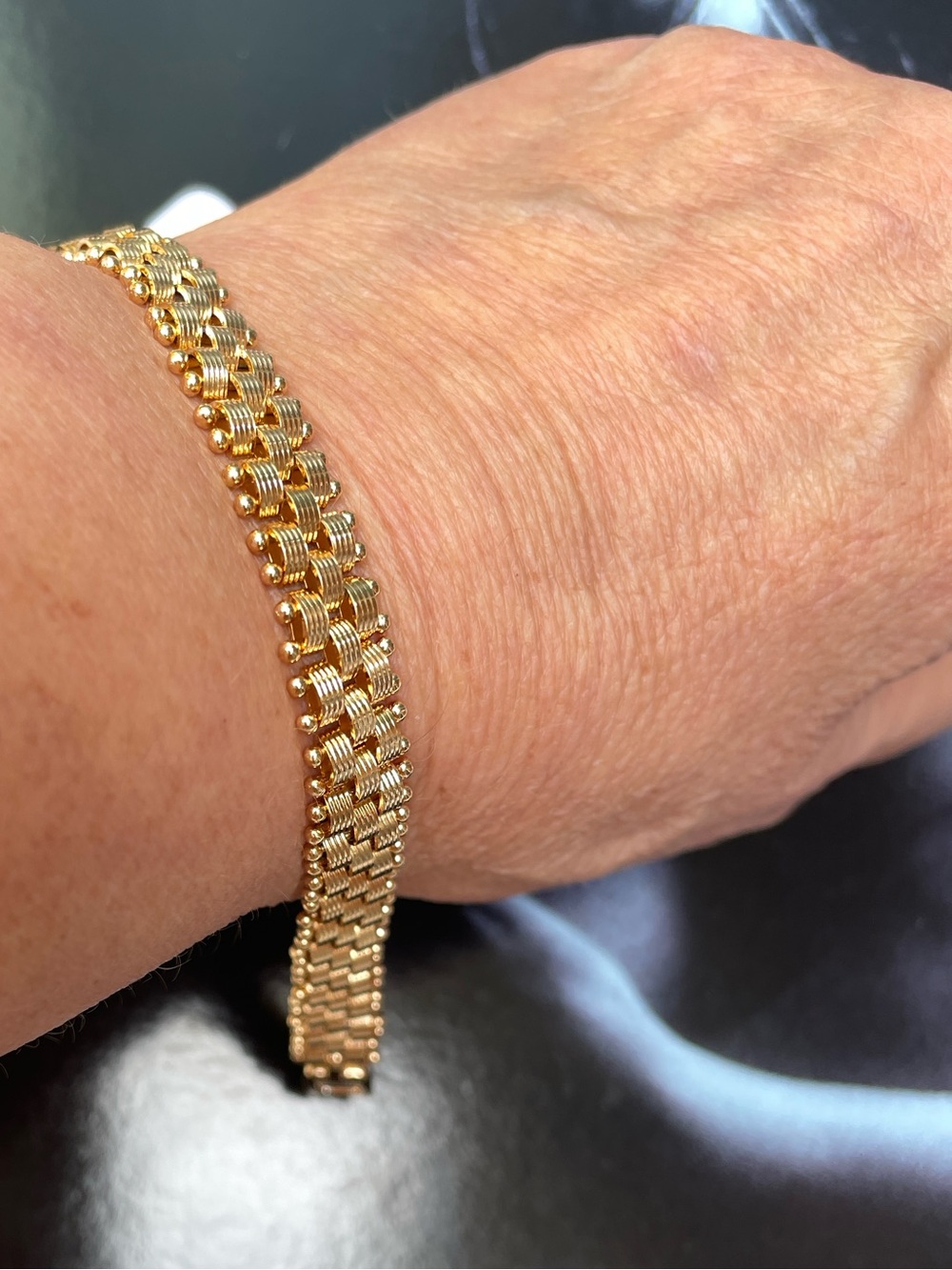 XUPING Gold Tone Women's Men’s Beaded Chain Bracelet - Elegant Link Design